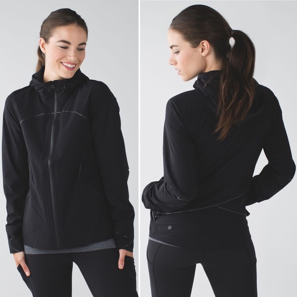 lululemon athletica Jackets & Blazers - RARE | Lululemon Runaway Jacket *Waterproof | In Black | Size US 8